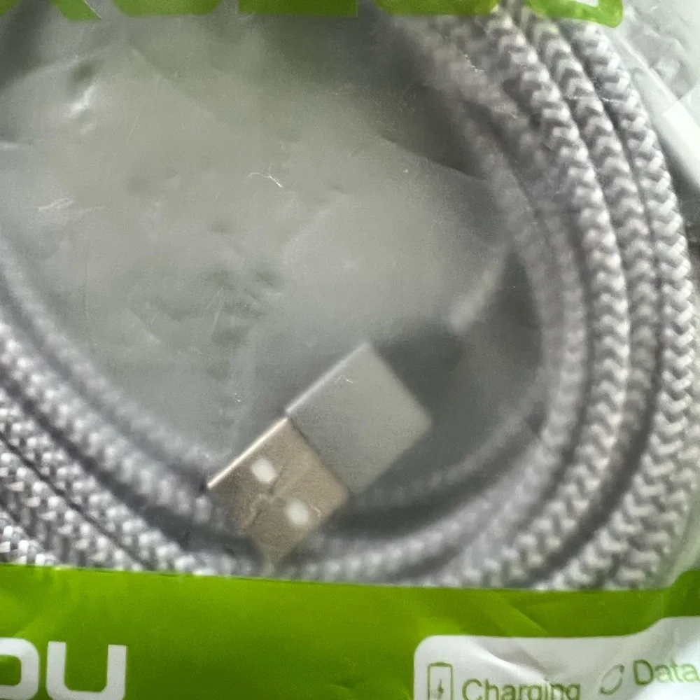 6 ‘ Cell Phone Charging Cable Apple Device (Lot of 2) XUZOU